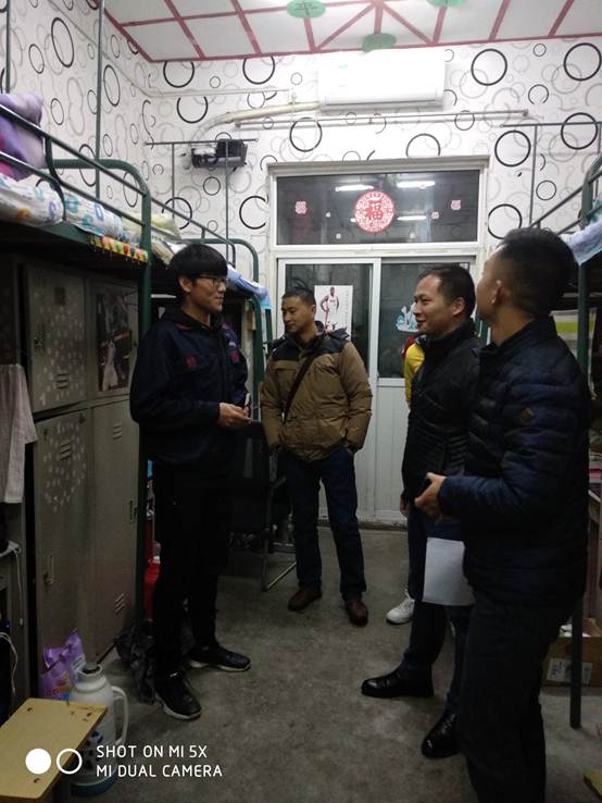 说明: C:\Users\Administrator\Desktop\新建文件夹\IMG_20171214_174842.jpg