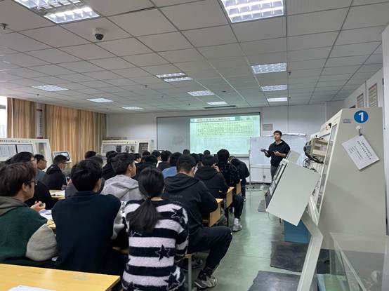 说明: C:\Users\Administrator.USER-20191115NB.000\Desktop\596E5EDE9BDD4E230508CA4E41247782.png