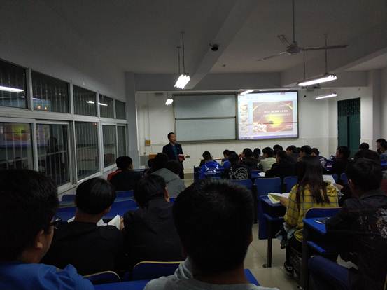 说明: C:\Users\Administrator\Desktop\新建文件夹\56521A8CBD2B5F685EE14DF3AD919F22.jpg